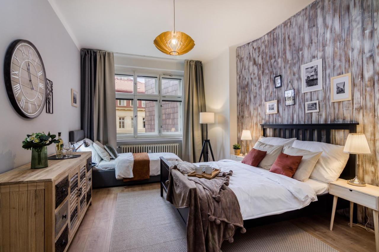 Apt In Prague Charles Bridge 1Km By Michal&Friends Exterior photo