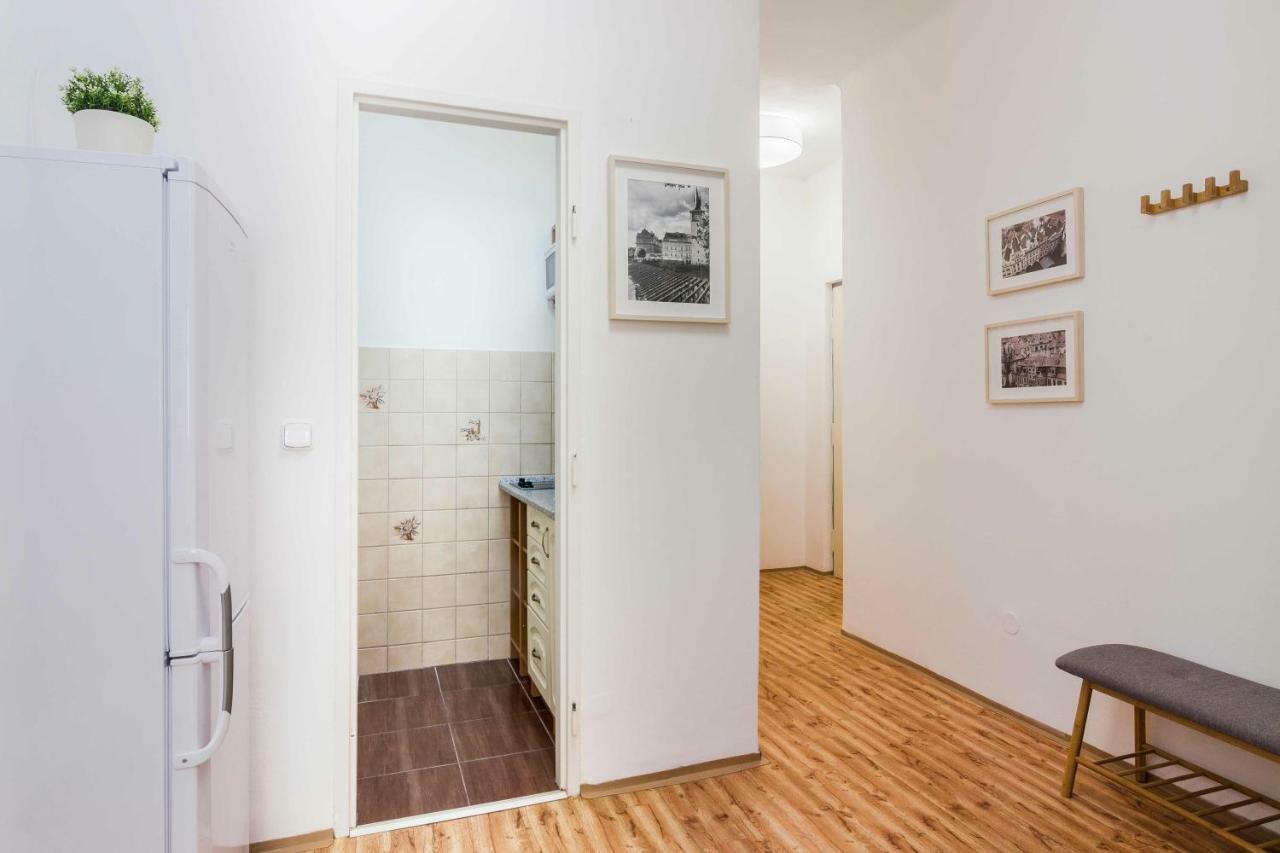 Apt In Prague Charles Bridge 1Km By Michal&Friends Exterior photo