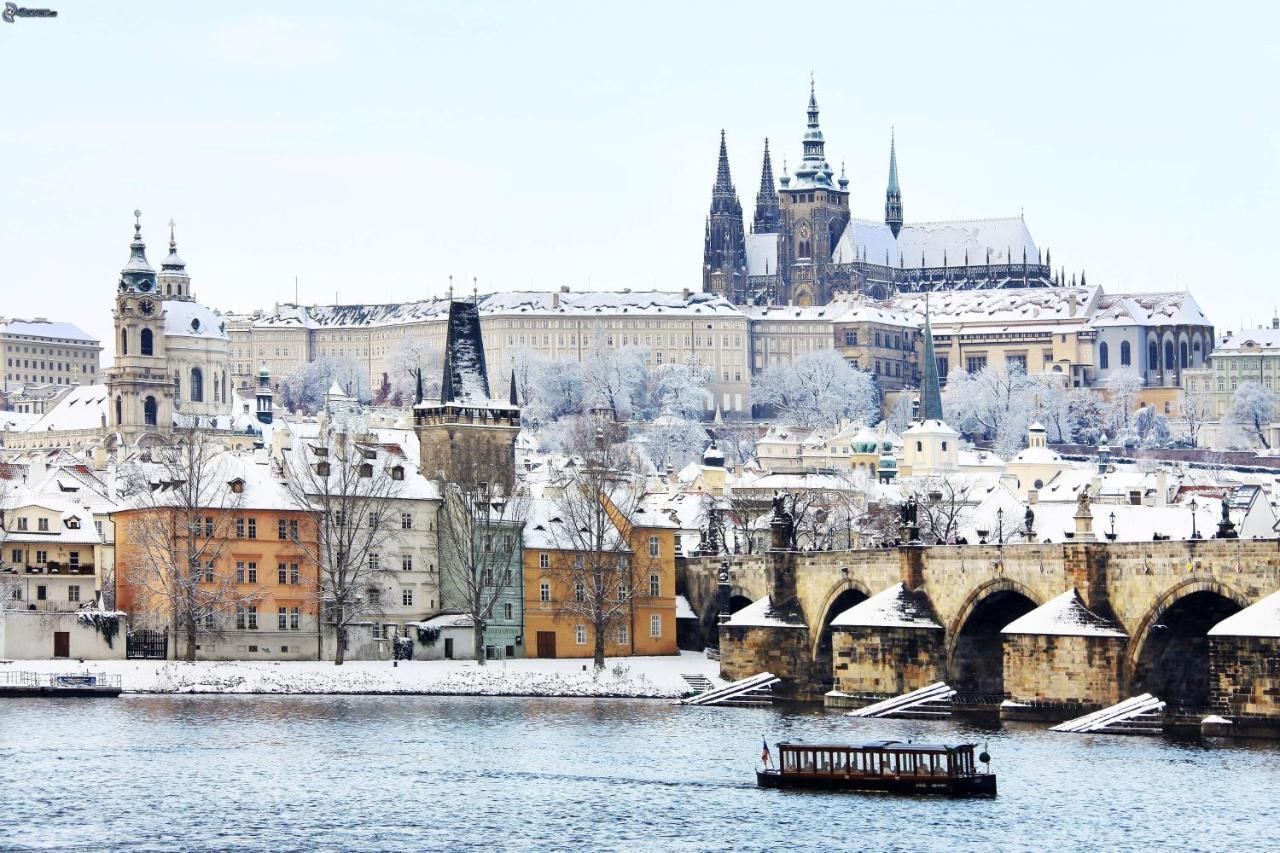 Apt In Prague Charles Bridge 1Km By Michal&Friends Exterior photo